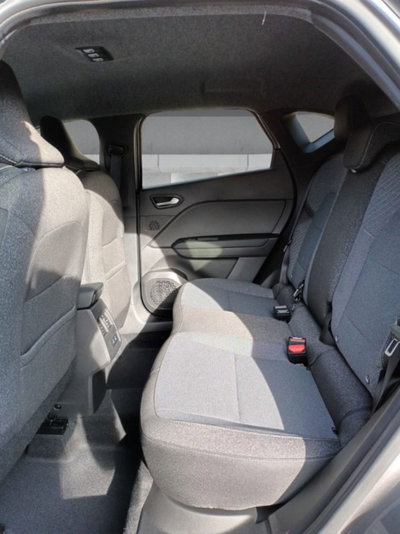 Renault Captur 1.2 eco-g Techno 120cv (9)