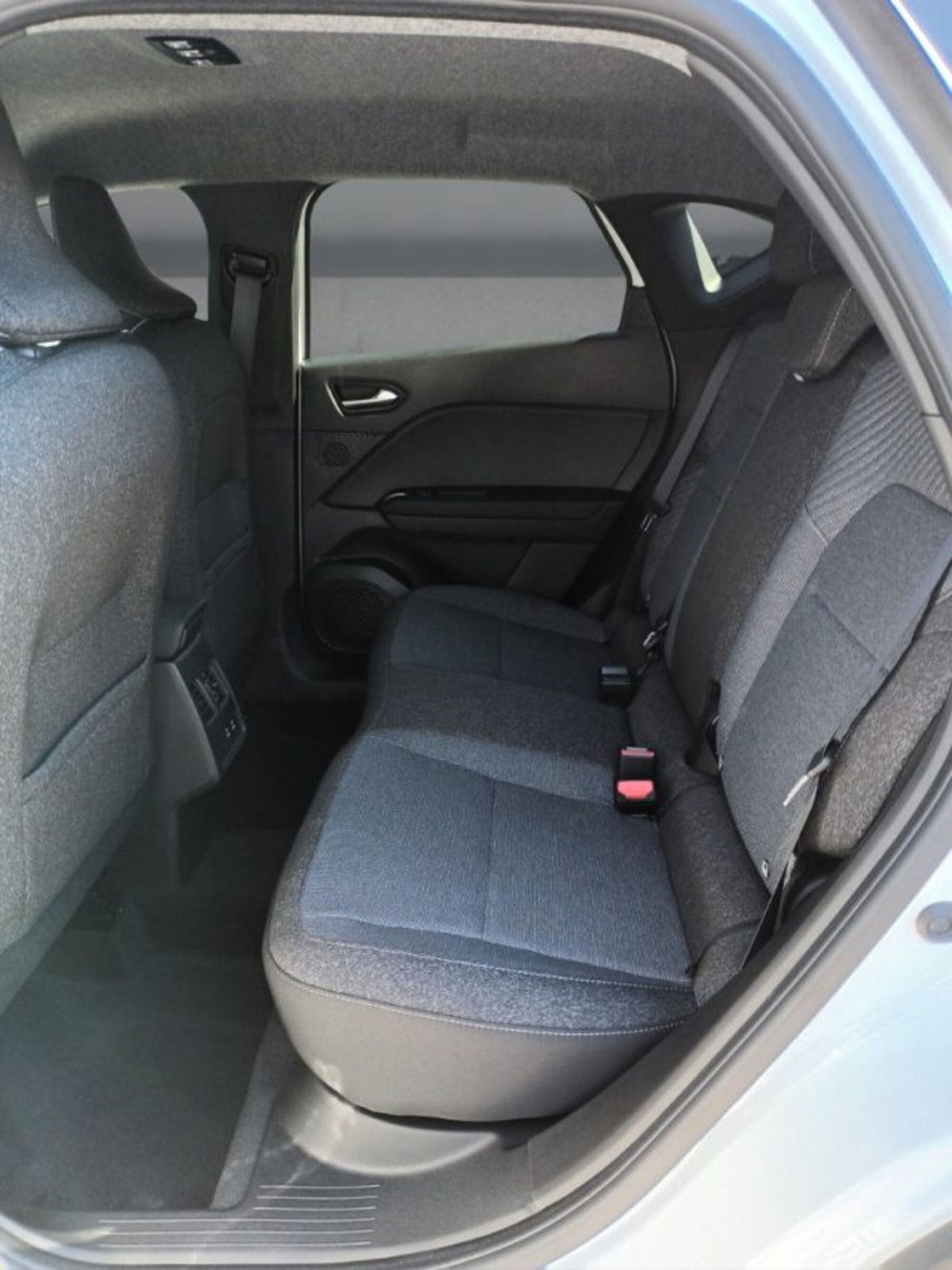 Renault Captur 1.2 eco-g Techno 120cv (9)