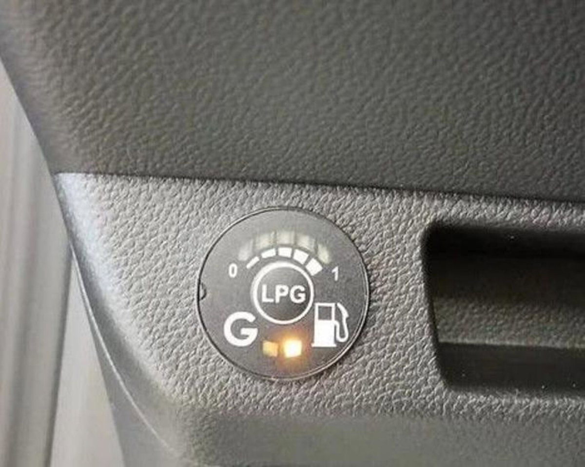 Renault Clio TCe 100 CV GPL 5 porte Equilibre (3)