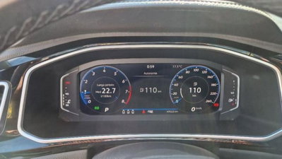 Volkswagen T-Roc 1.5 tsi R-Line dsg (9)