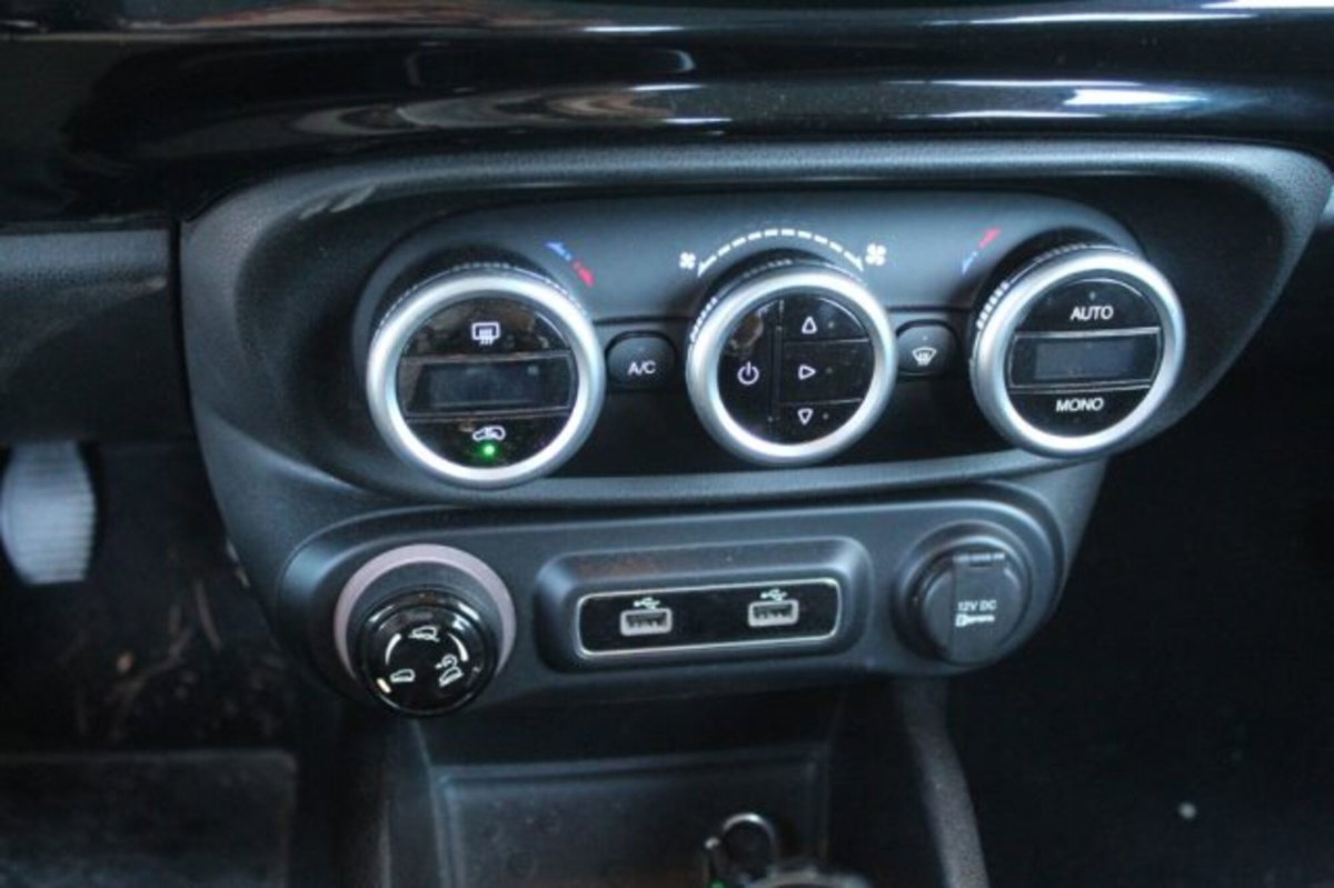 Fiat 500L 1.4 95 CV Cross (10)