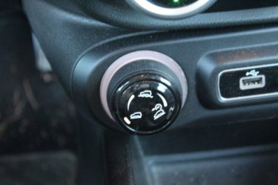 Fiat 500L 1.4 95 CV Cross (11)