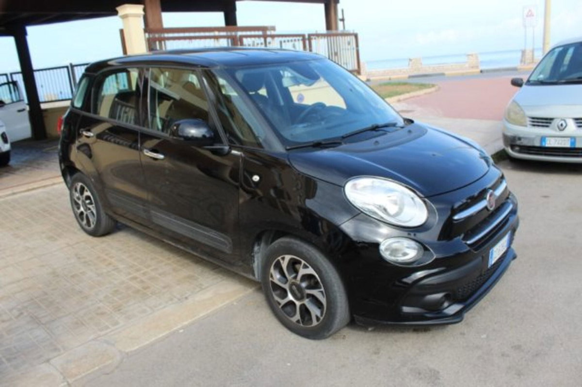 Fiat 500L 1.3 Multijet 95 CV Mirror (2)