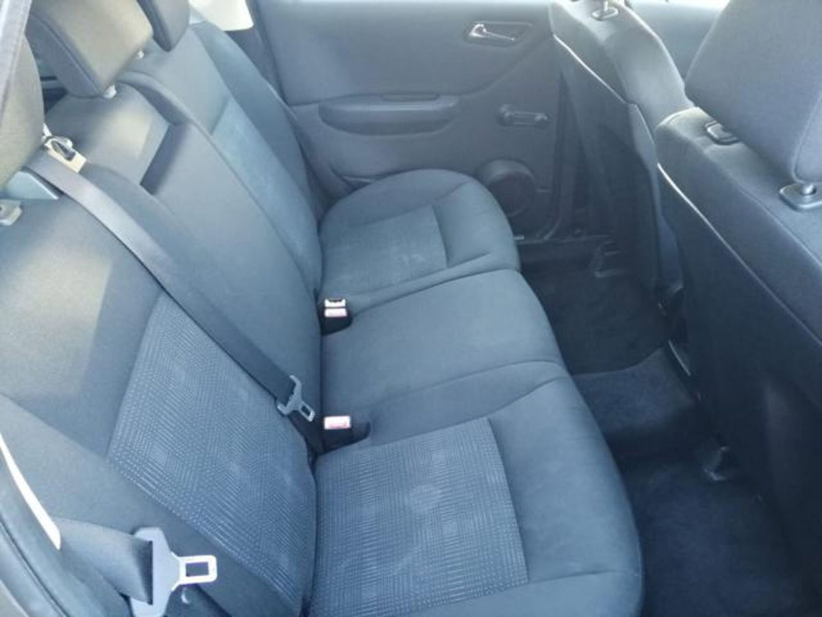 Mercedes-Benz Classe A 160 AUTOMATIC (12)