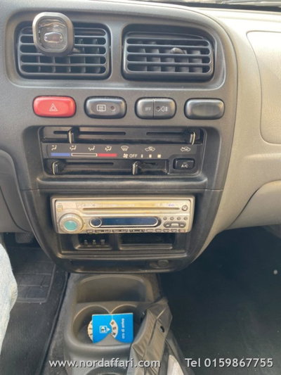 Suzuki Alto 1.1i cat 5p. DX (15)