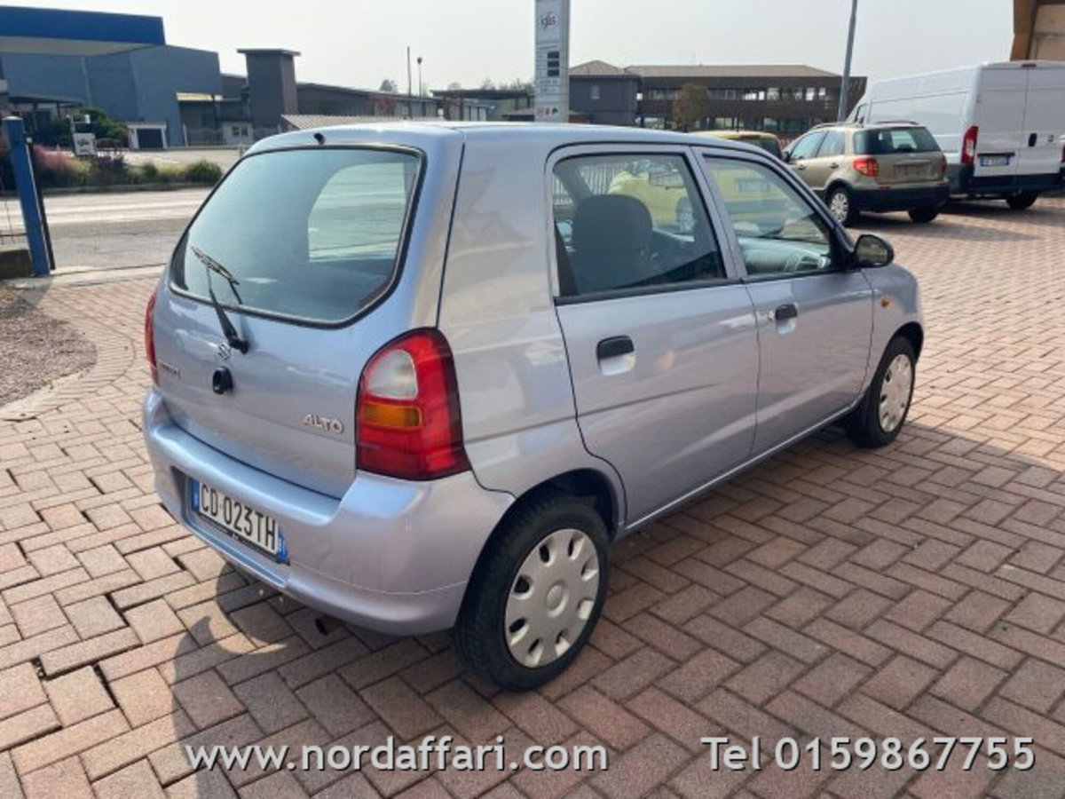 Suzuki Alto 1.1i cat 5p. DX (4)
