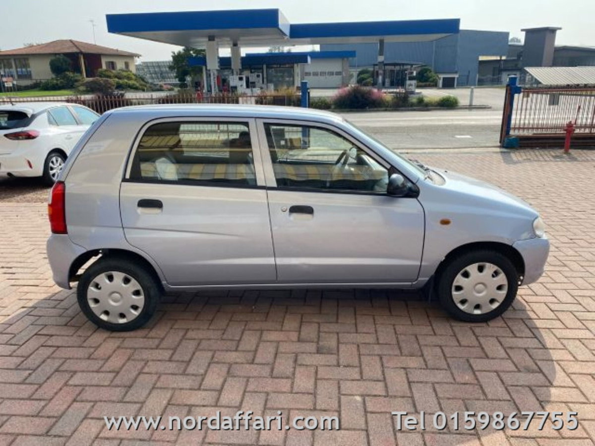 Suzuki Alto 1.1i cat 5p. DX (5)
