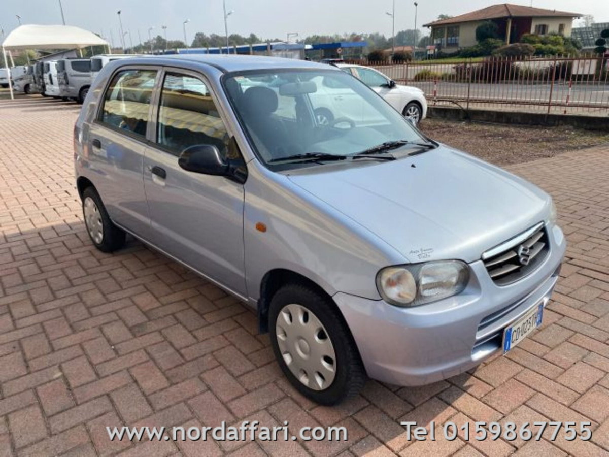 Suzuki Alto 1.1i cat 5p. DX (7)