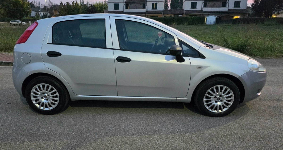 Fiat Grande Punto 1.4 5 porte Actual EasyPower (16)