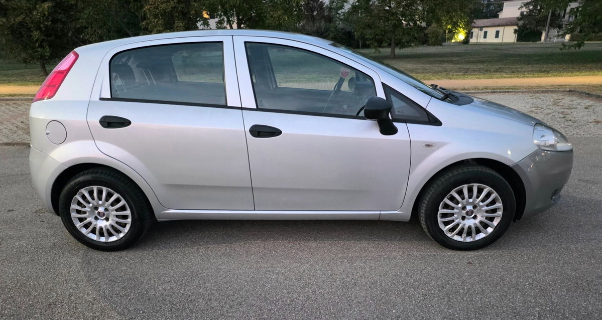 Fiat Grande Punto 1.4 5 porte Actual EasyPower (5)