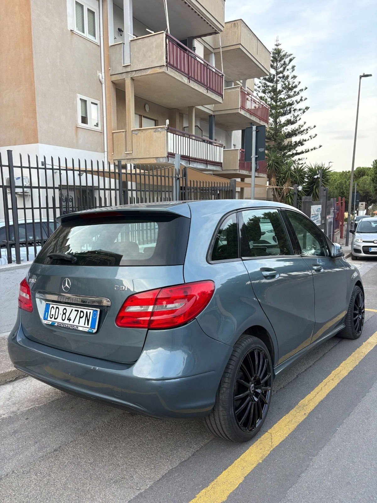 Mercedes-Benz Classe B 180 CDI Premium (5)