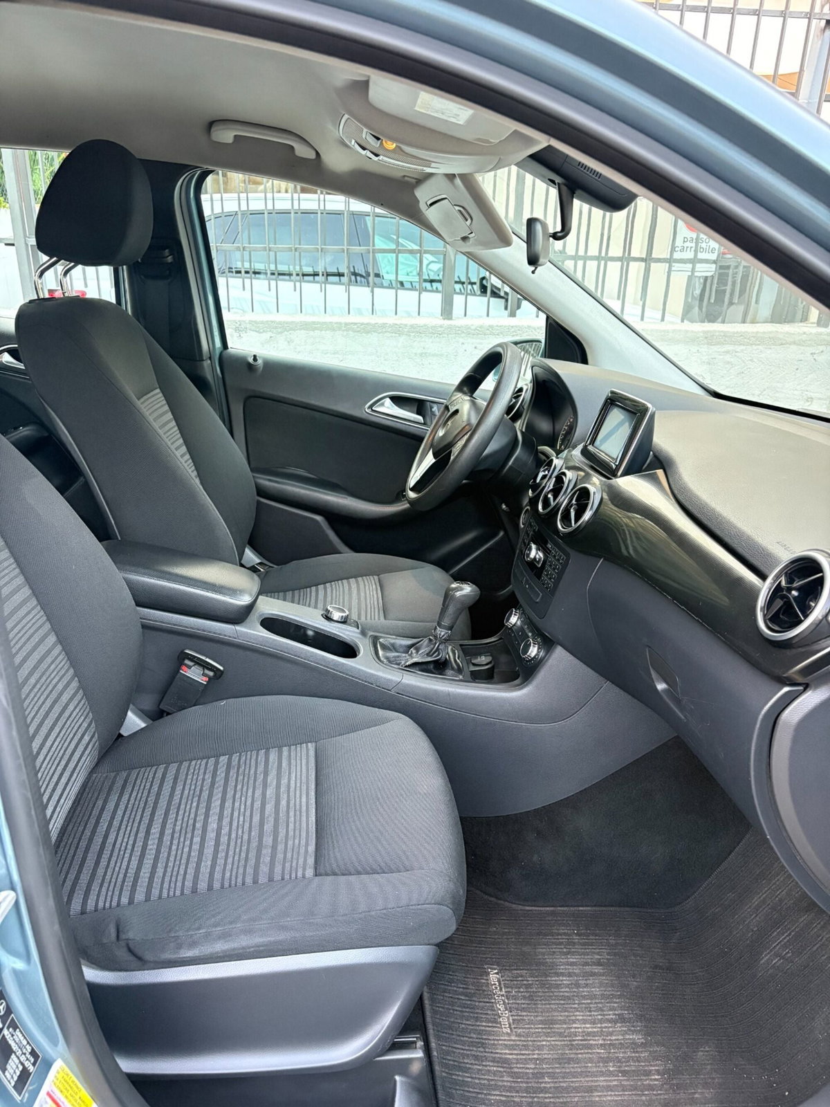 Mercedes-Benz Classe B 180 CDI Premium (7)