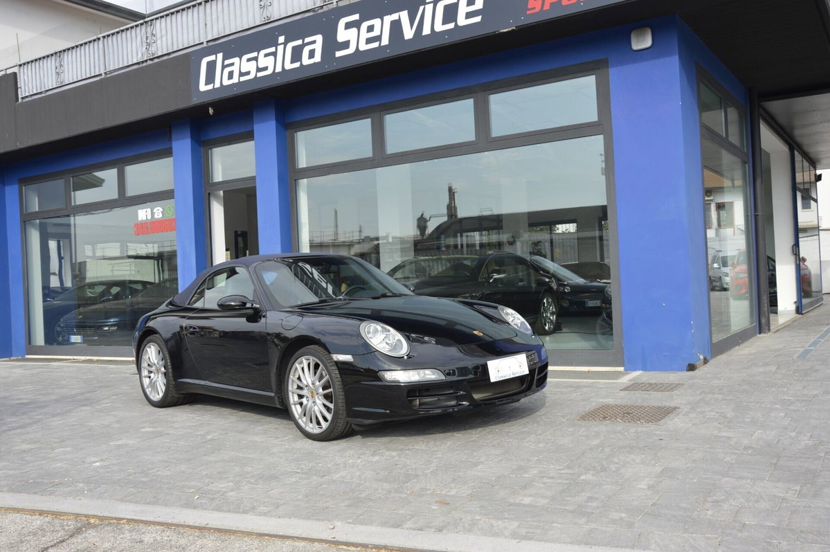 Porsche 911 Cabrio Carrera 4 (4)