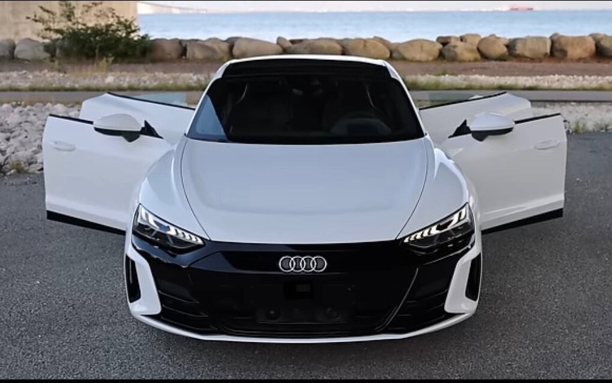 Audi e-Tron GT e-tron GT quattro (11)