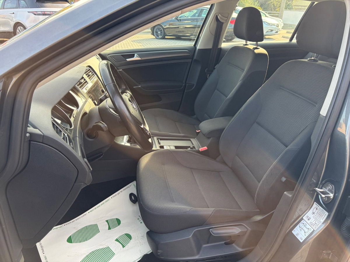 Volkswagen Golf 1.6 TDI 115 CV 5p. Sport BlueMotion Technology (12)