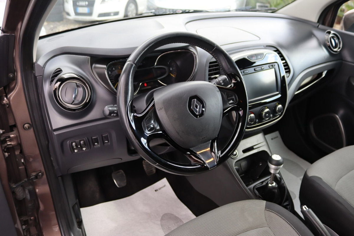 Renault Captur 1.5 dCi 8V 90 CV Start&Stop Energy R-Link (11)