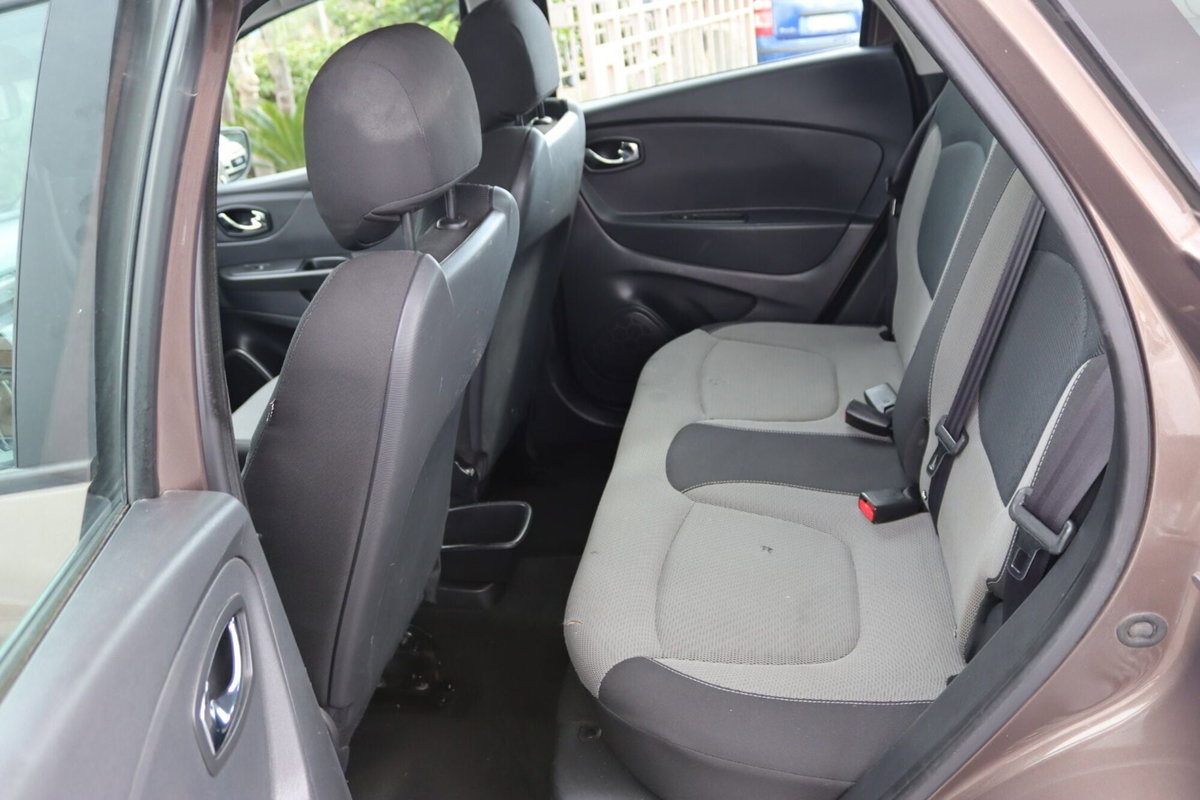 Renault Captur 1.5 dCi 8V 90 CV Start&Stop Energy R-Link (13)