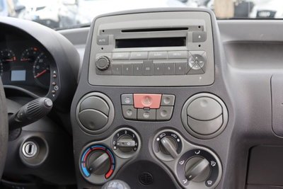Fiat Panda 1.3 MJT 16V Emotion (11)