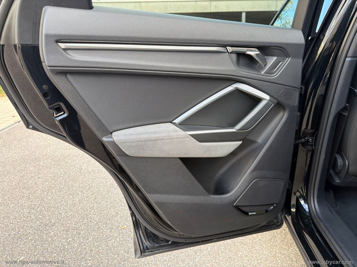 Audi Q3 Sportback 40 TDI S tronic quattro edition (20)