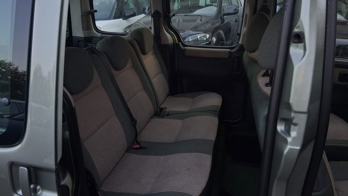 Peugeot Ranch HDi 5p. Totem (12)