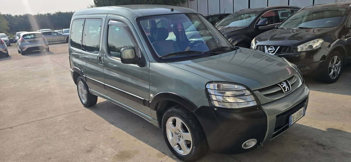 Peugeot Ranch HDi 5p. Totem (2)