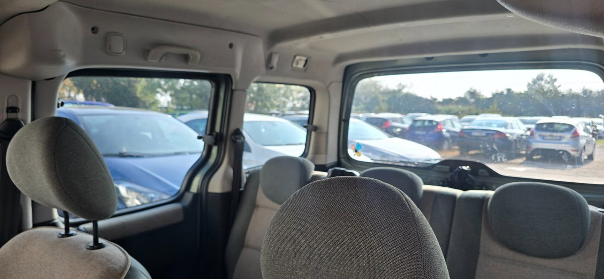 Peugeot Ranch HDi 5p. Totem (8)