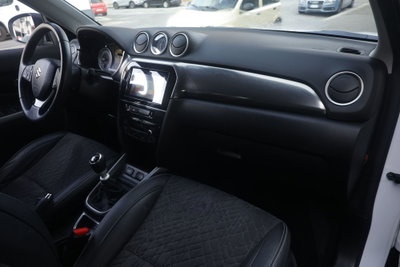 Suzuki Vitara 1.4 Boosterjet A/T Starview (11)