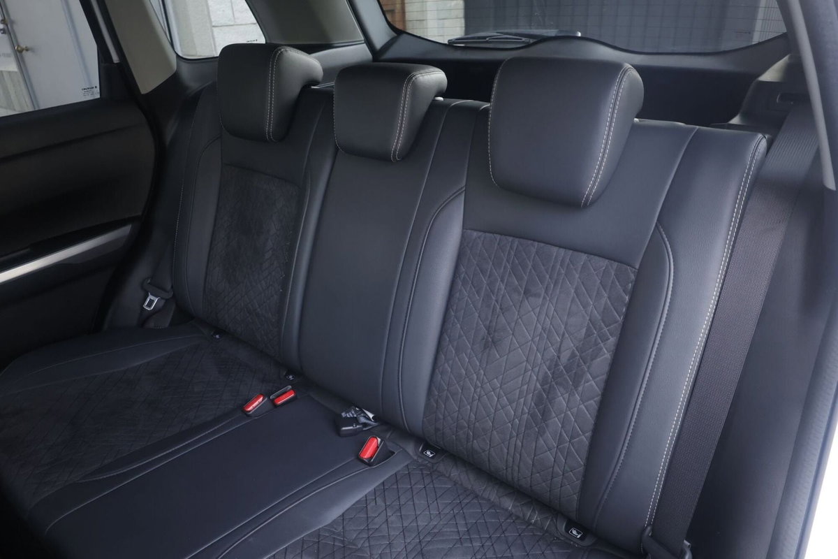 Suzuki Vitara 1.4 Boosterjet A/T Starview (3)