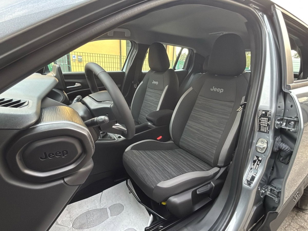 Jeep Avenger 1.2 turbo Longitude fwd 100cv (10)