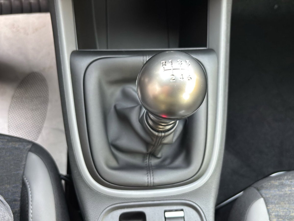 Jeep Avenger 1.2 turbo Longitude fwd 100cv (16)