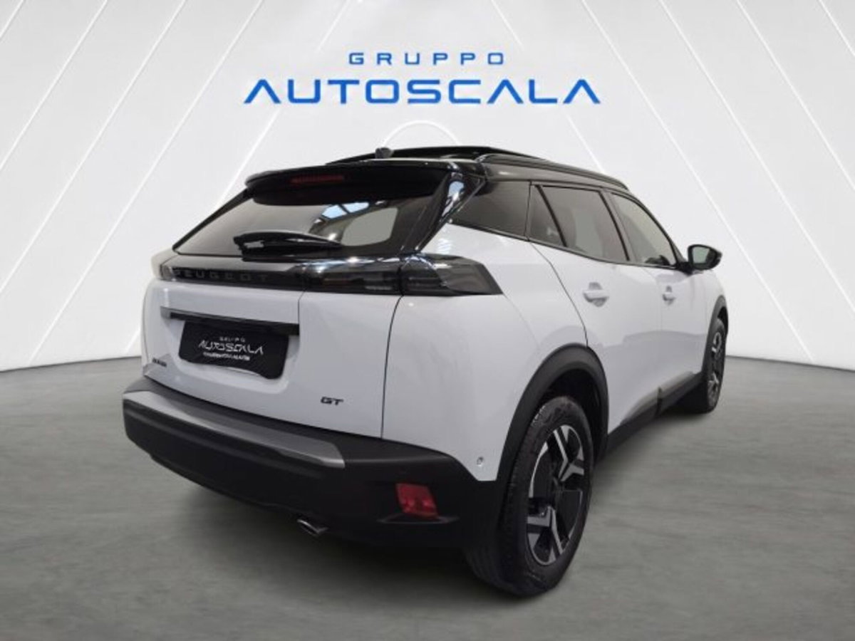 Peugeot 2008 BlueHDi 130 S&S EAT8 GT (5)