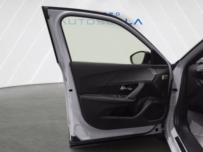 Peugeot 2008 BlueHDi 130 S&S EAT8 GT (7)