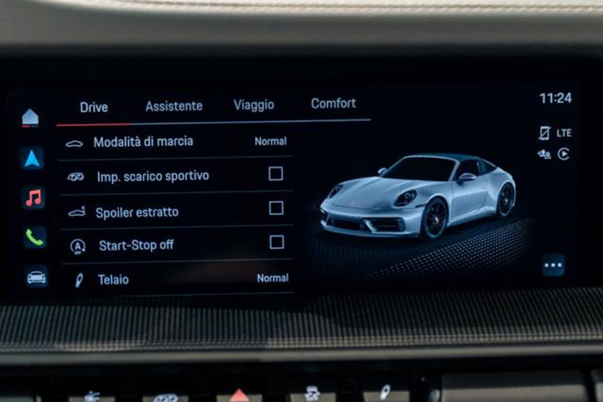 Porsche 911 Cabrio Targa 3.0 4 GTS auto (18)