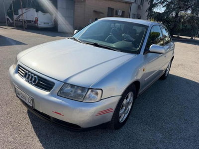 Audi A3 1.8 turbo 20V cat 3p. Attraction