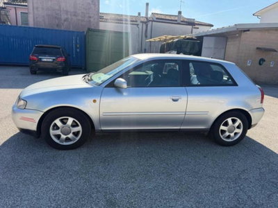 Audi A3 1.8 turbo 20V cat 3p. Attraction (10)