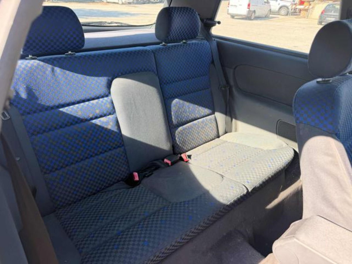Audi A3 1.8 turbo 20V cat 3p. Attraction (19)