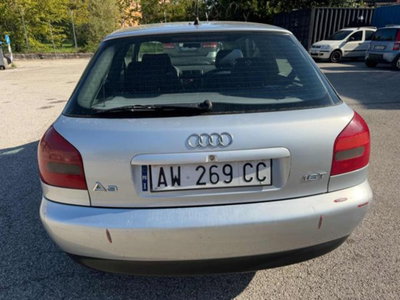 Audi A3 1.8 turbo 20V cat 3p. Attraction (8)