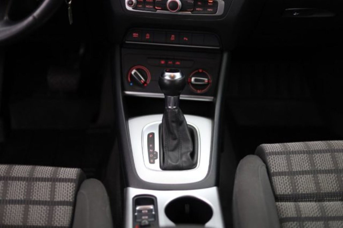 Audi Q3 2.0 TDI 184 CV quattro S tronic (17)