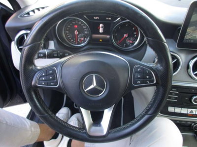 Mercedes-Benz GLA SUV 180 d Sport (13)
