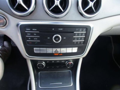 Mercedes-Benz GLA SUV 180 d Sport (15)