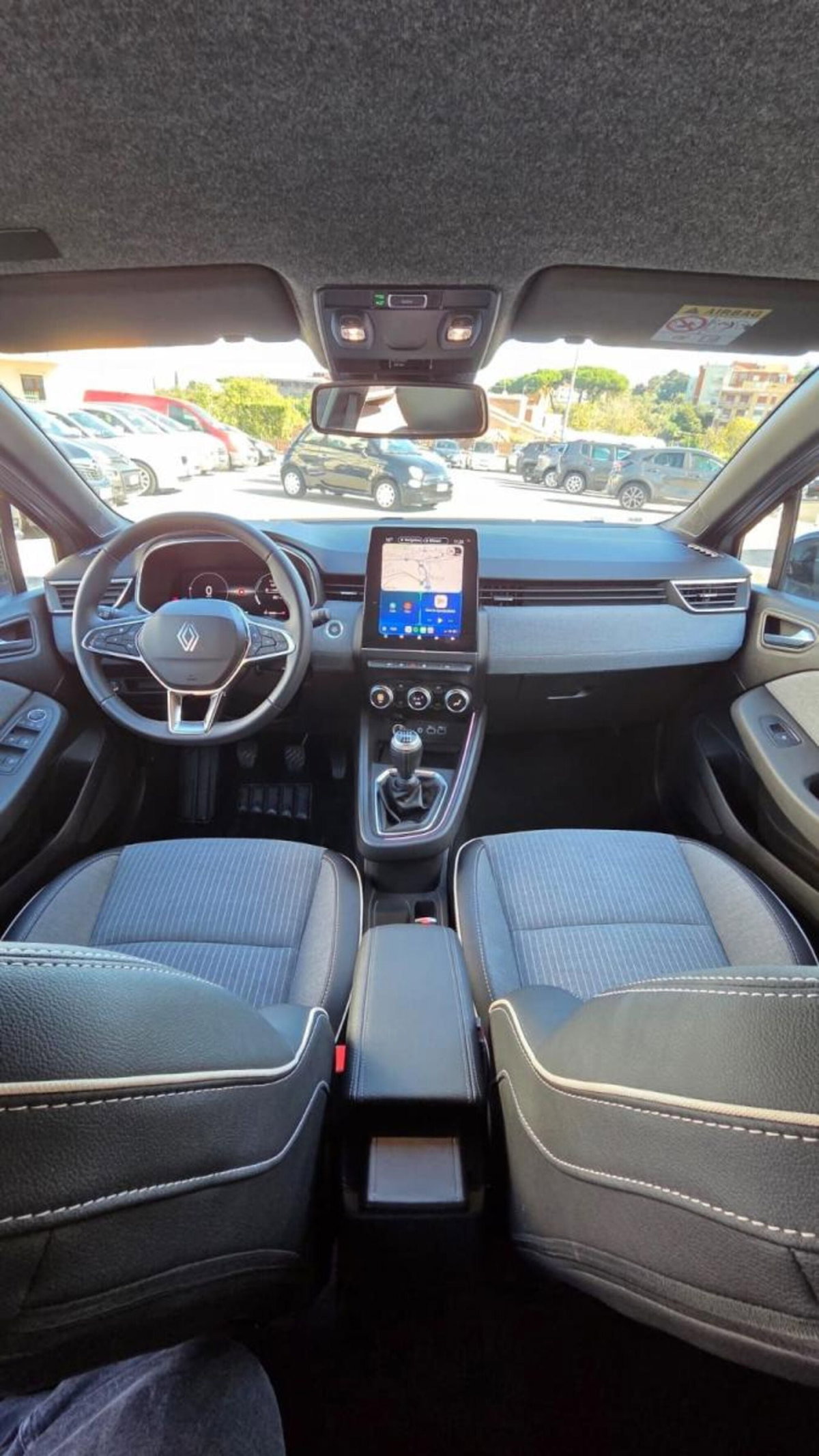 Renault Clio TCe 100 CV GPL 5 porte Techno (13)