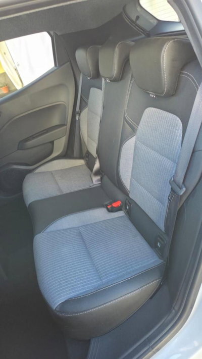 Renault Clio TCe 100 CV GPL 5 porte Techno (16)