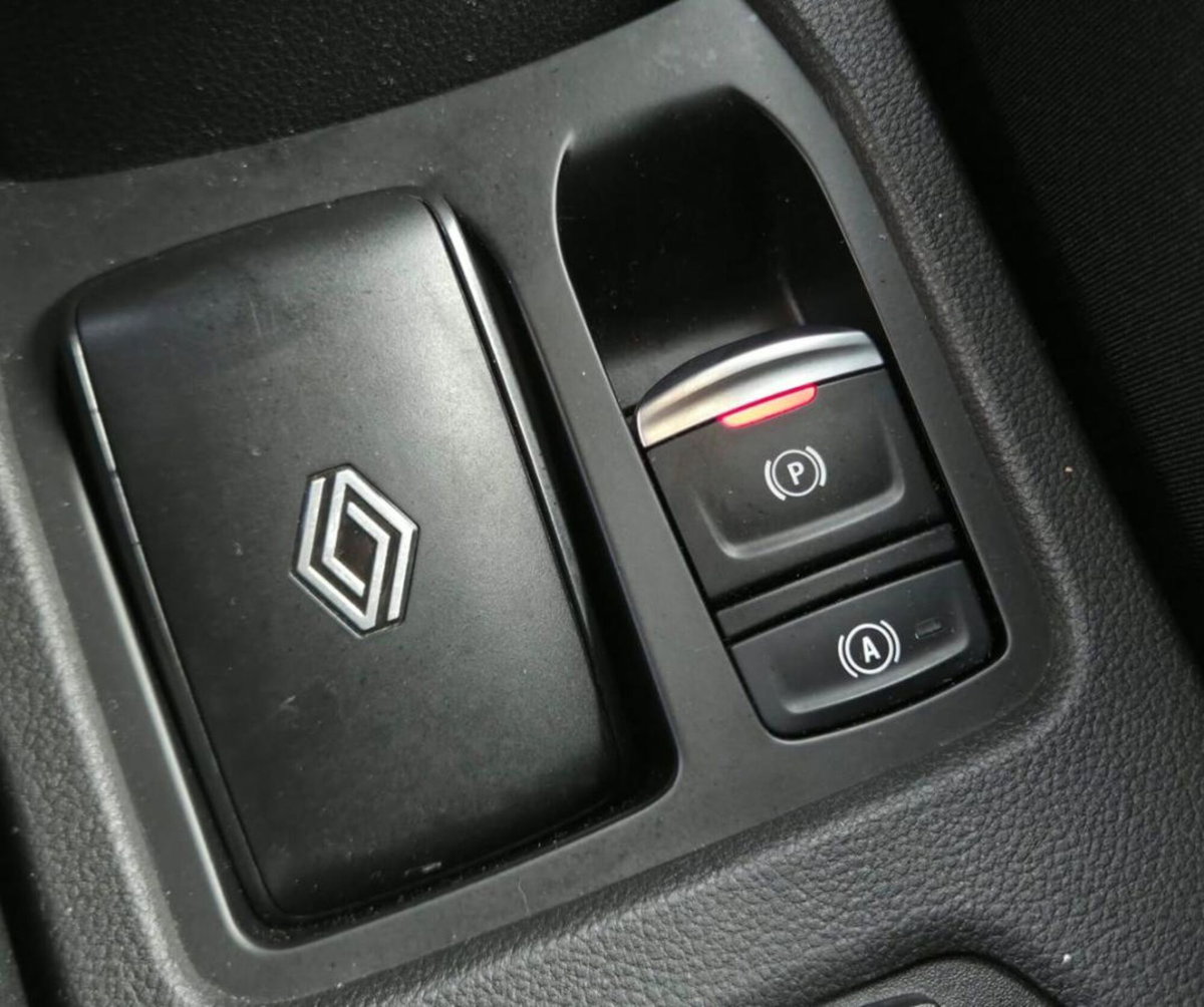 Renault Clio TCe 100 CV GPL 5 porte Techno (16)