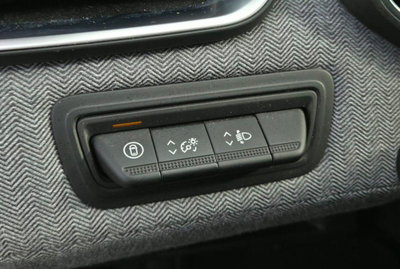 Renault Clio TCe 100 CV GPL 5 porte Techno (18)