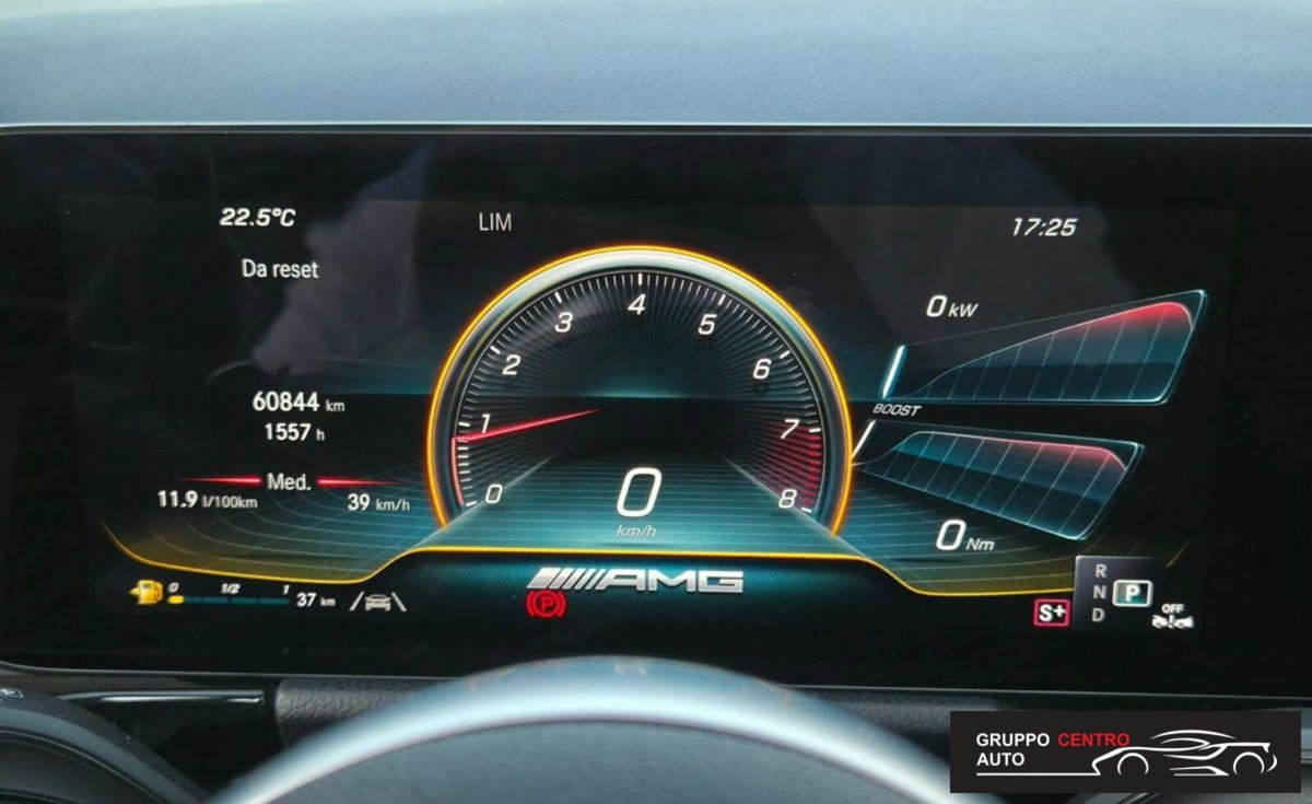 Mercedes-Benz GLA SUV 45 AMG 4Matic (14)