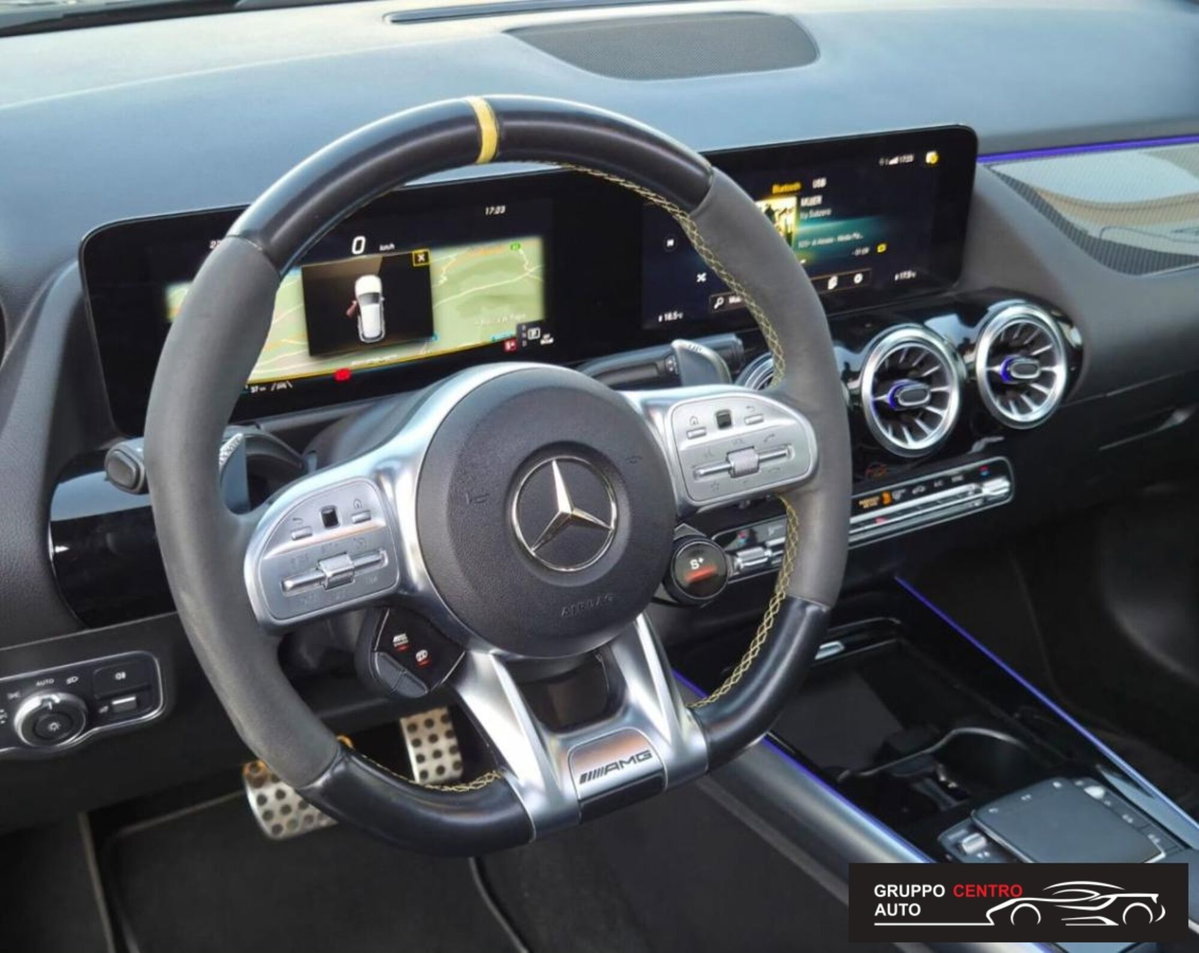 Mercedes-Benz GLA SUV 45 AMG 4Matic (15)