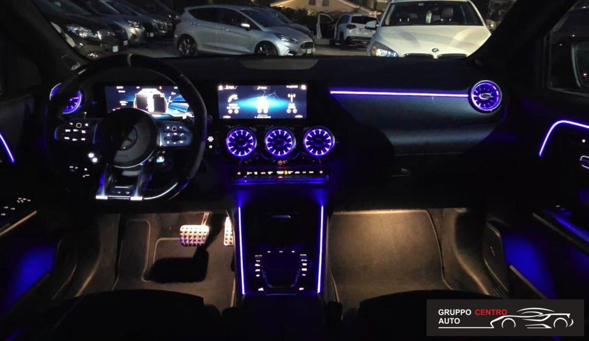Mercedes-Benz GLA SUV 45 AMG 4Matic (17)