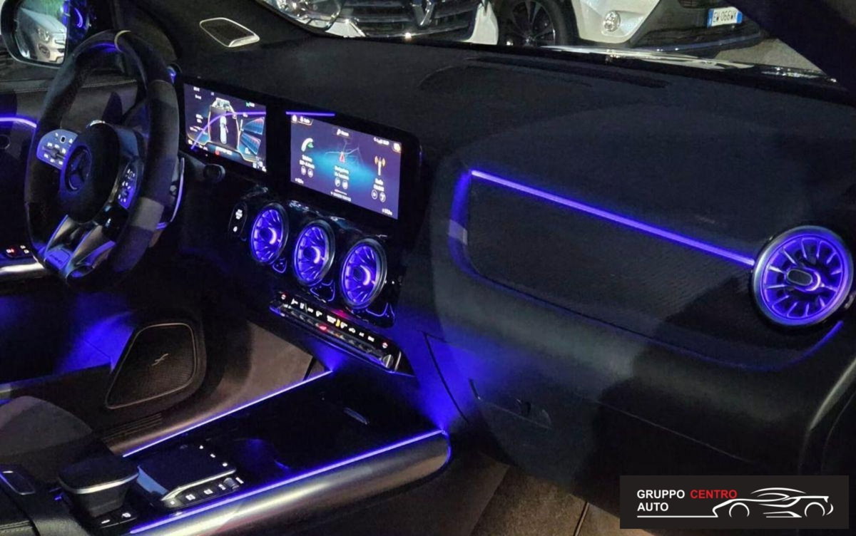 Mercedes-Benz GLA SUV 45 AMG 4Matic (18)