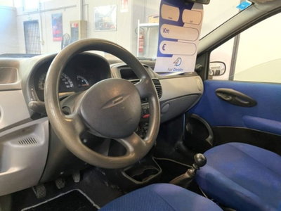 Fiat Punto 1.2i 16V cat 3 porte ELX (6)