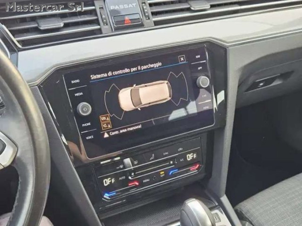 Volkswagen Passat Variant 2.0 TDI SCR 122 CV EVO DSG Business (13)